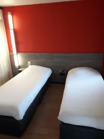 HOTEL PREMIERE CLASSE Rouen Sud Oissel - Rom