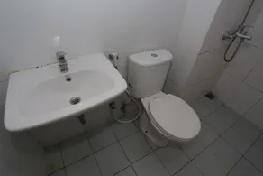 Capital O 93594 Pelangi Urbano - Baño