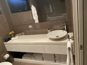 Amarè Beachside Luxury - Badezimmer