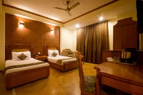 Hotel Sunstar Grand - Chambre