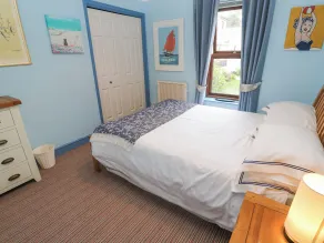 25 Tregenna Court - Rom