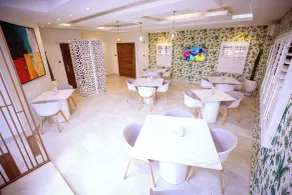 Tranquil Oasis Hotel - Restaurant
