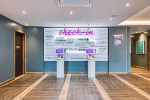 Premier Inn Marlborough - Reception