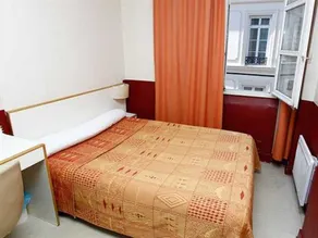 Hôtel du Pont Neuf - Vue de la chambre