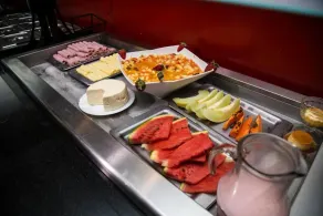 Assay Plaza Hotel - Restaurant