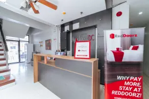 RedDoorz near G Mall Bajada Davao - Réception