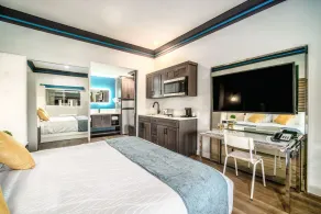 Aspire Inn Studios & Spas - Chambre