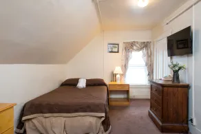 The Farrington Inn - Room
