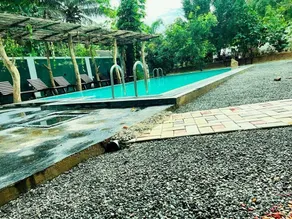 Lily Resort Udawalawe - Pool