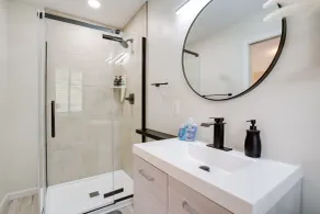 Cozy Minneapolis Home w/ Air Hockey, Near Downtown - Bagno