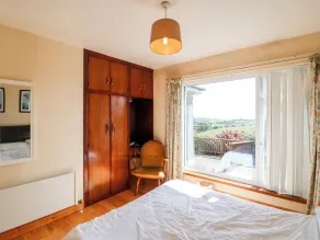 An Radharc Álainn - Room
