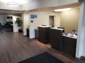 Comfort Inn & Suites - Réception