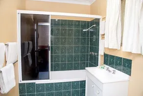 Townview Motel - Bathroom