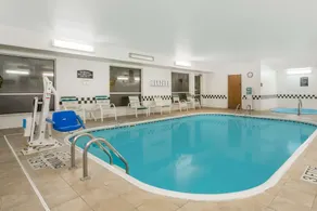 Baymont by Wyndham Billings - Piscine