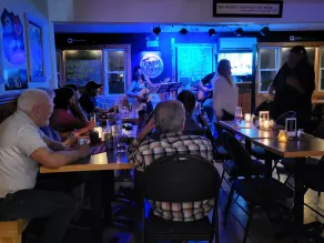 Crabbe Mountain Inn - Restaurant