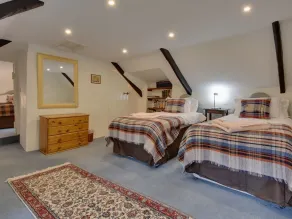 Lew Quarry Cottage - Interior