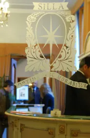 Hotel Silla - Interior entrance