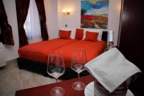 Lihnidos Square - Room