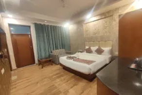 Q Saina's S K Regency - Chambre
