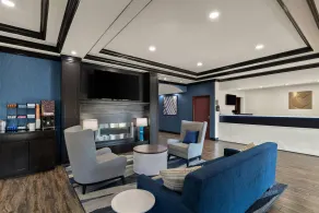 Comfort Inn & Suites Atoka - Lobby