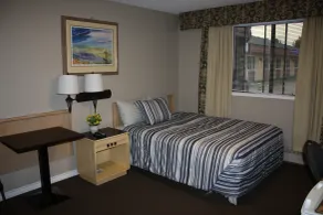 Hillcrest Motel - Room