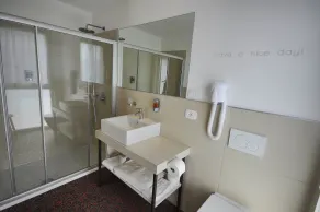 Energy Hotel - Bathroom