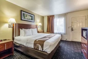 Quality Inn Fresno Near University - Room
