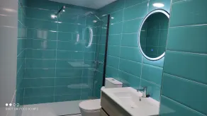 APARTMENTSUITESPAIN Beach Economy - Badrum