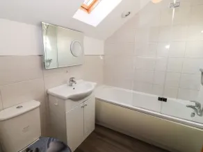 Tan Bryn 1 - Bathroom