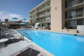 Aquarius Oceanfront Inn - Pool