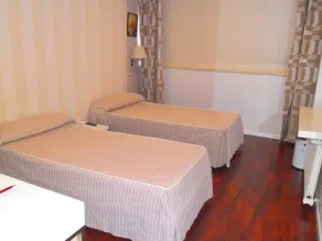 Hotel Escuela Madrid - Værelse