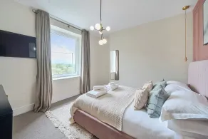 Hillside House - Room