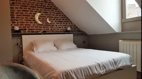 Appartement Héloïse, le charme du Vieux-Lille - Værelse