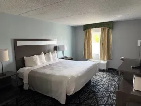 Q Lodge - Room