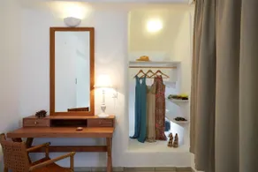 Black Rose Beach Suites - Quarto