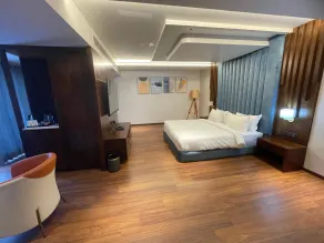 Royal Ritis - Room