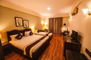 Fabhotel Prime Luxera - Camera