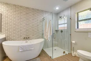 Seabrook Getaway: 5 Mi to Nasa Control Center! - Salle de bain