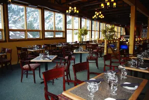 Waterton Lakes Lodge Resort - Restaurant