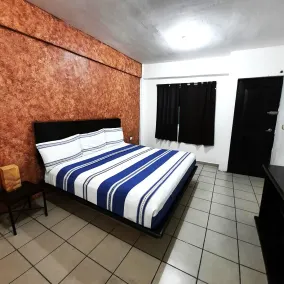 Hotel Bremen - Chambre