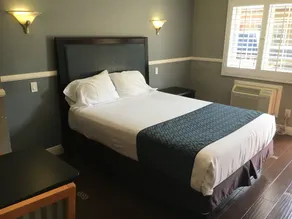 Hotel Salina Long Beach - Habitación