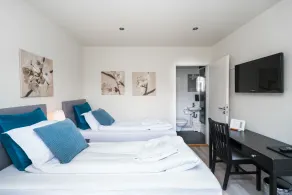 Frost and Fire Hotel - Room