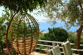 Aphrodite's Garden - Reception
