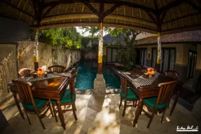 Manzelejepun Villa & Pavilion - Restaurant