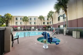 Red Roof Inn PLUS+ Palm Coast - Piscine
