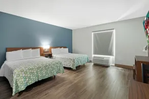 HomeTowne Studios by Red Roof Bradenton - Zimmer
