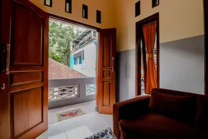 Villa Rose - Image 1