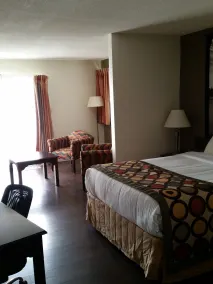Super 8 by Wyndham Brockville - Chambre