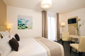 Residhome Neuilly Bords De Marne - Chambre