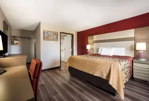 Econo Lodge Inn & Suites Canandaigua - Finger Lakes Area - Zimmer